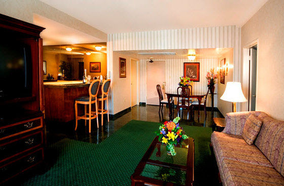 Riviera Hotel & Casino 拉斯维加斯 客房 照片